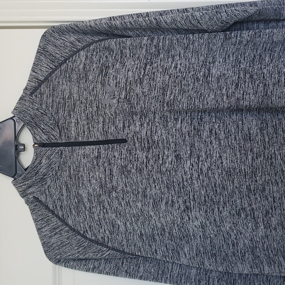 Under armour 1/4 zip pullover size XL